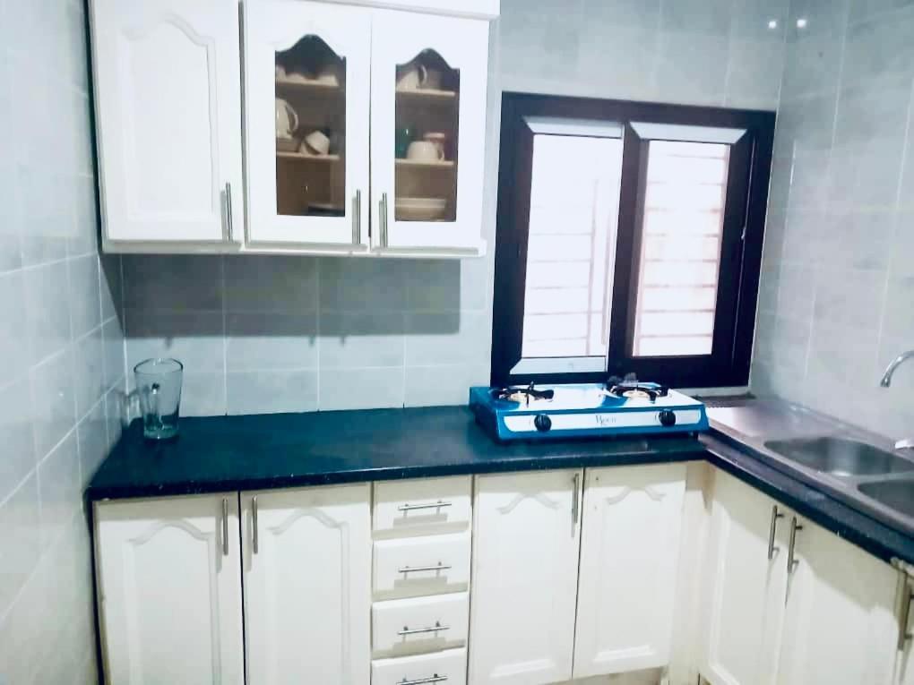 Mb Properties - Brufut Garden Apartments Kültér fotó
