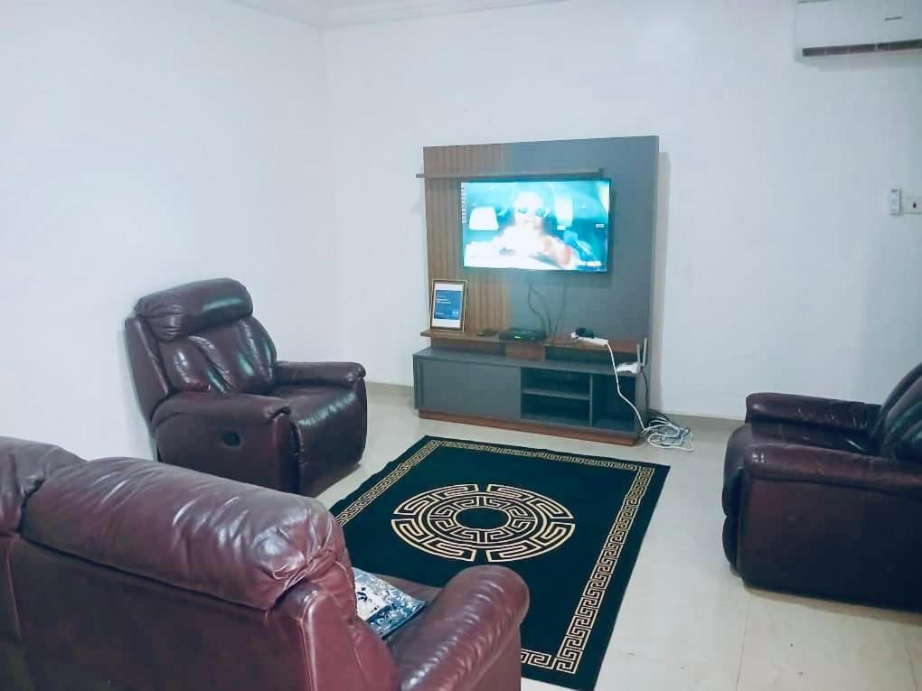 Mb Properties - Brufut Garden Apartments Kültér fotó